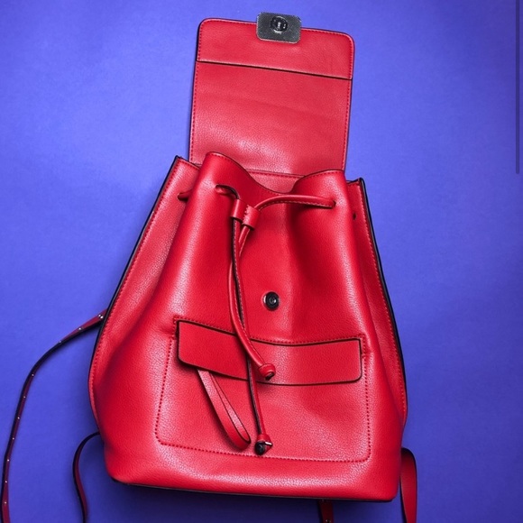 Zara Red backpack - Picture 2 of 5